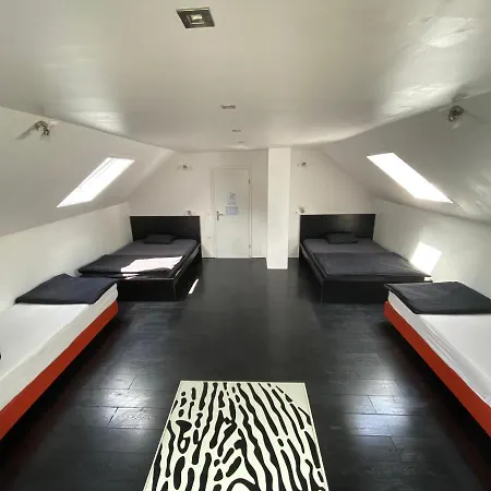 The Best Hostel *
